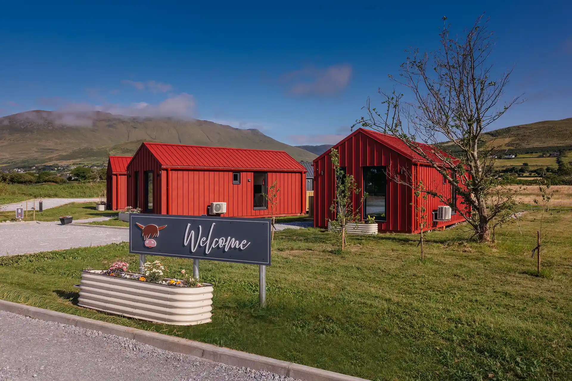 Sandy Feet Self Catering Lodges with mountain views
