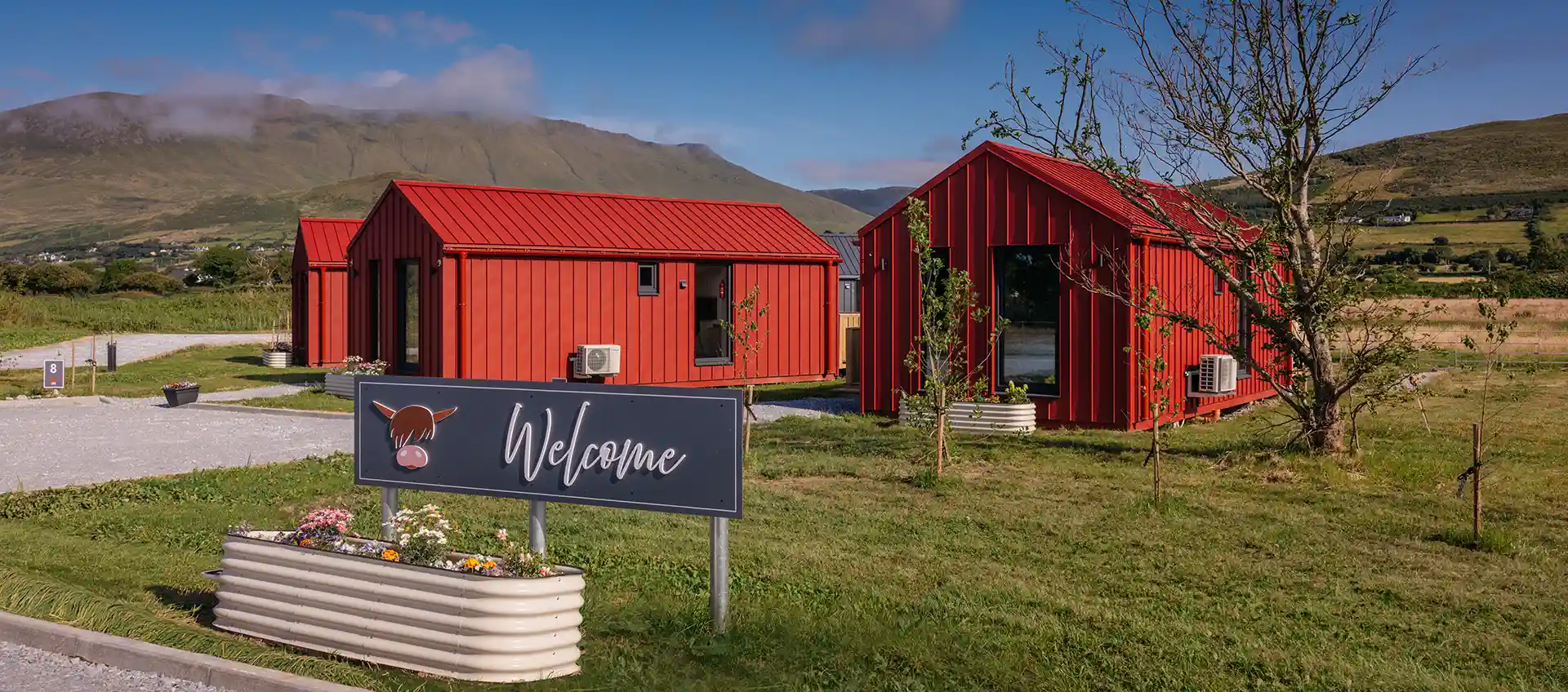 Sandy Feet Self Catering Lodges with mountain views